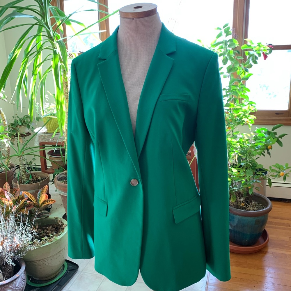 Single button green blazer